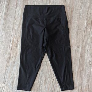 Aerie Chill. Play. Move. black cropped yoga pants